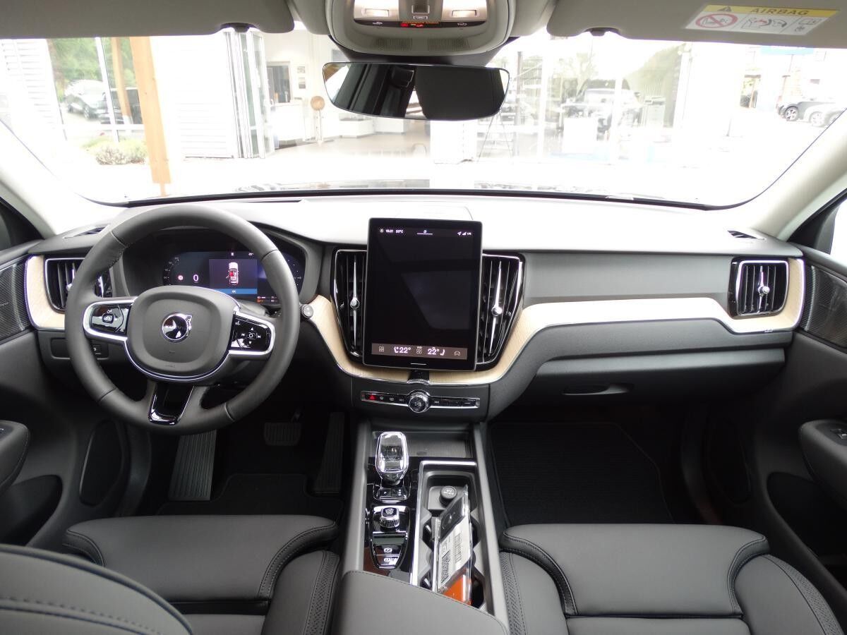 Volvo XC60 T6 AWD Plus Dark