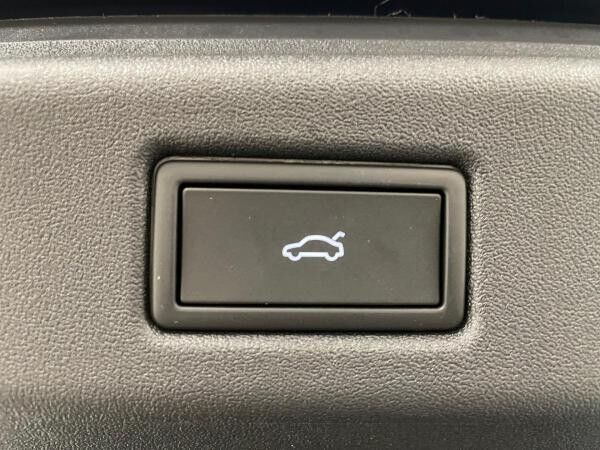 Volkswagen ID.7 Tourer Pro S 210 kW - IQ Light Discover Pro Max Wärmepumpe Kamera LM SHZ HUD App-Connect ACC