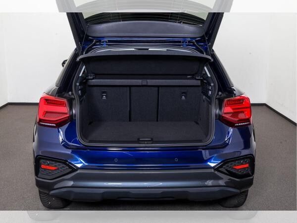 Audi Q2 Advanced 35 TFSI S tr: AHK VIRTUAL PDC MATRIX