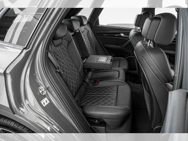 Audi Q5 S line 45 TFSI qu.S tr. AHK STDHZG 360°K HUD