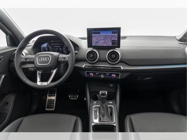 Audi Q2 Advanced 35 TFSI S tr. AHK MATRIX PANO RFK