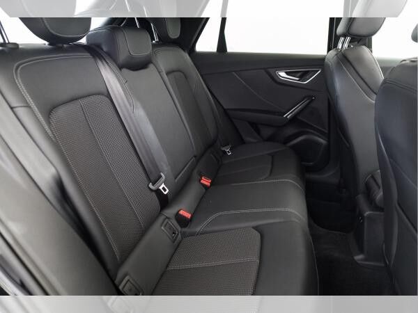 Audi Q2 Advanced 35 TFSI S tr. AHK MATRIX PANO RFK