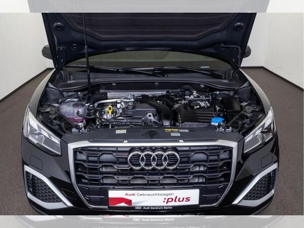 Audi Q2 Advanced 35 TFSI S tr. AHK MATRIX PANO RFK