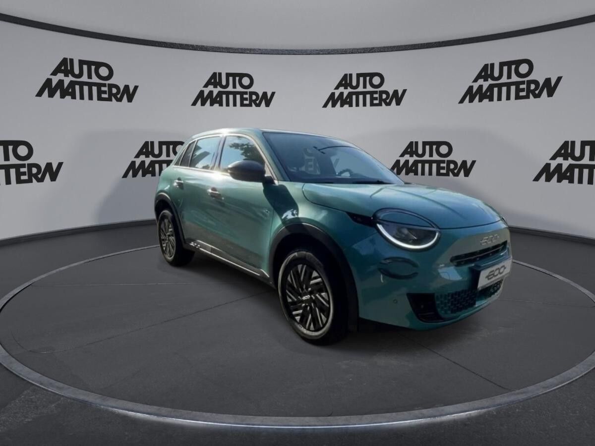 Fiat 600 Hybrid NAVI|LED|SHZ|CarPlay|Bluetooth|USB