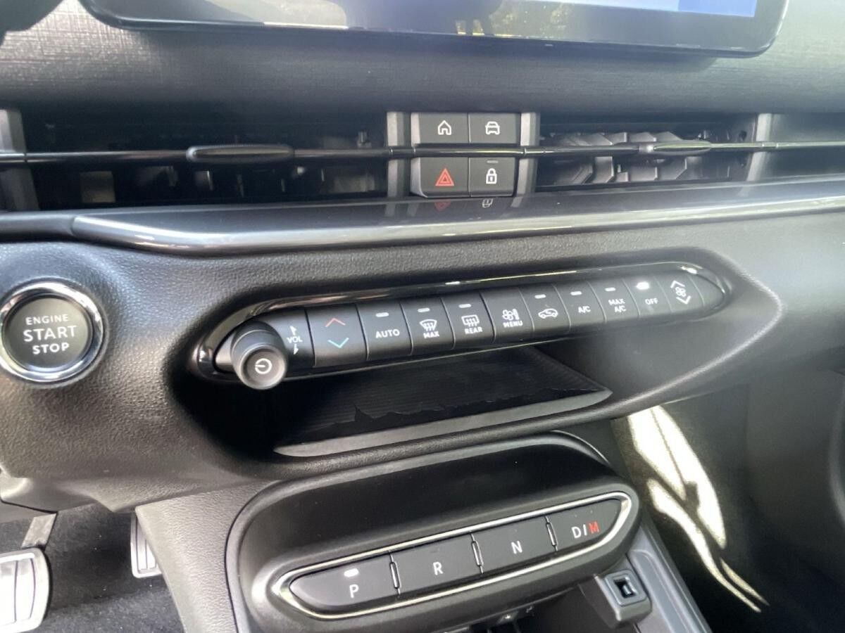 Fiat 600 Hybrid NAVI|LED|SHZ|CarPlay|Bluetooth|USB