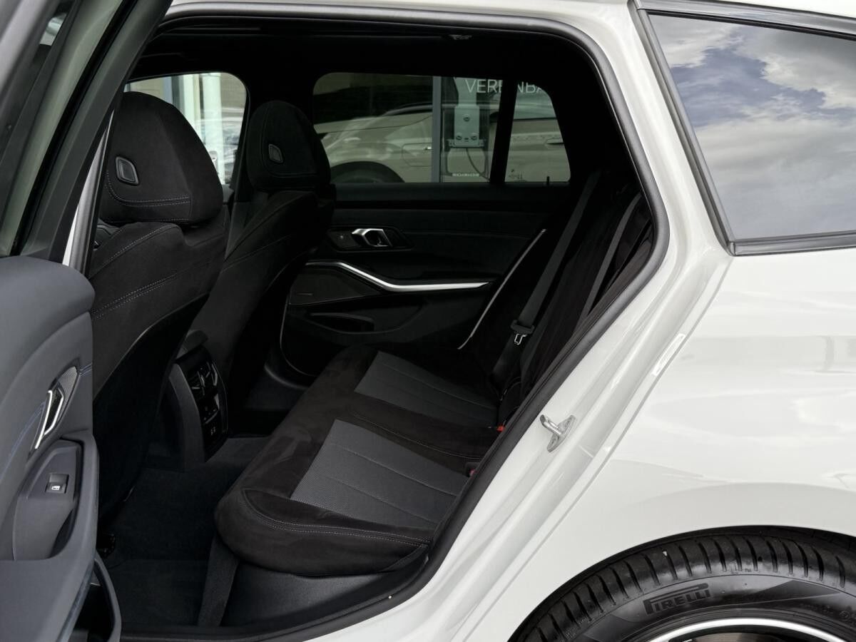 BMW 330 e xDrive Touring M Sportpaket /AHK FACELIFT