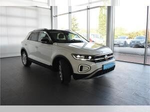 Volkswagen T-Roc Style 1.5 TSI DSG AHK PDC SHZ Klima Navi