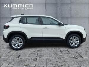 Jeep Avenger Altitude e-Hybrid mit Allwetterreifen&Winterpaket
