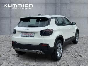 Jeep Avenger Altitude e-Hybrid mit Allwetterreifen&Winterpaket