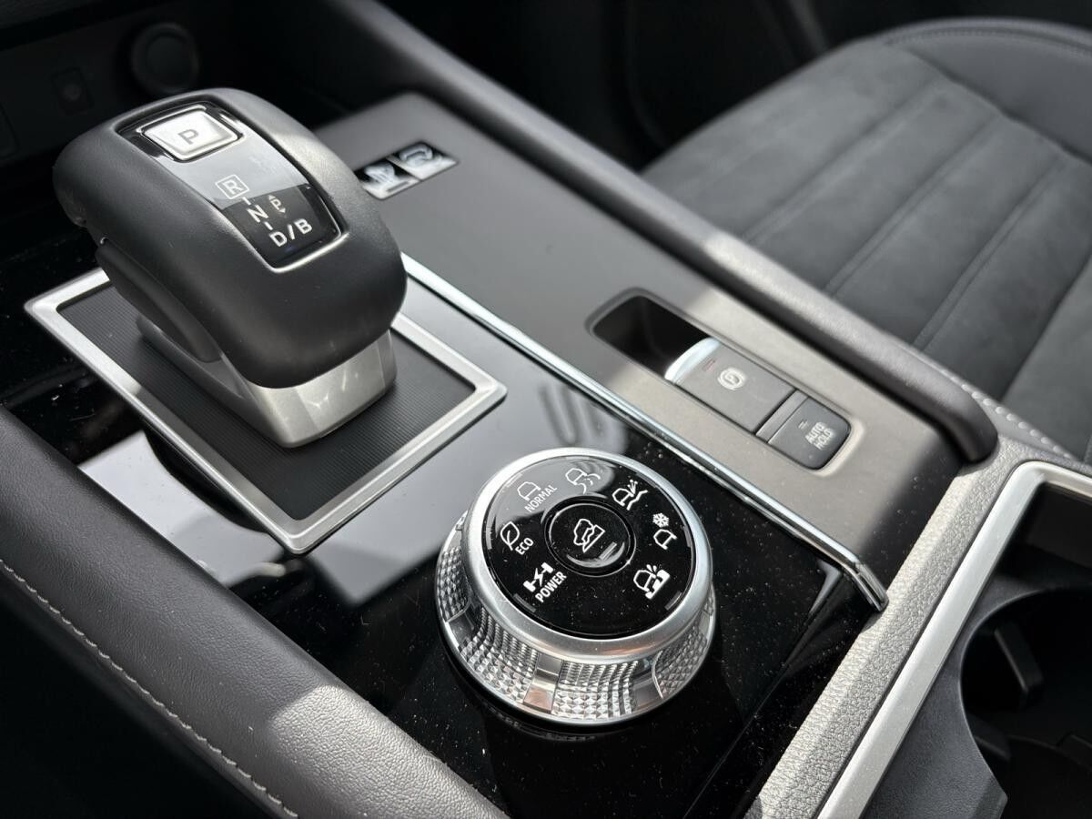 Mitsubishi Outlander Plug-in Hybrid Intro Edition 2.4l