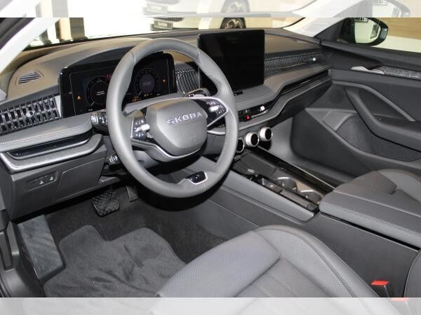 Skoda Superb Combi Selection 2,0 TDI 110 kW 7-Gang-DSG