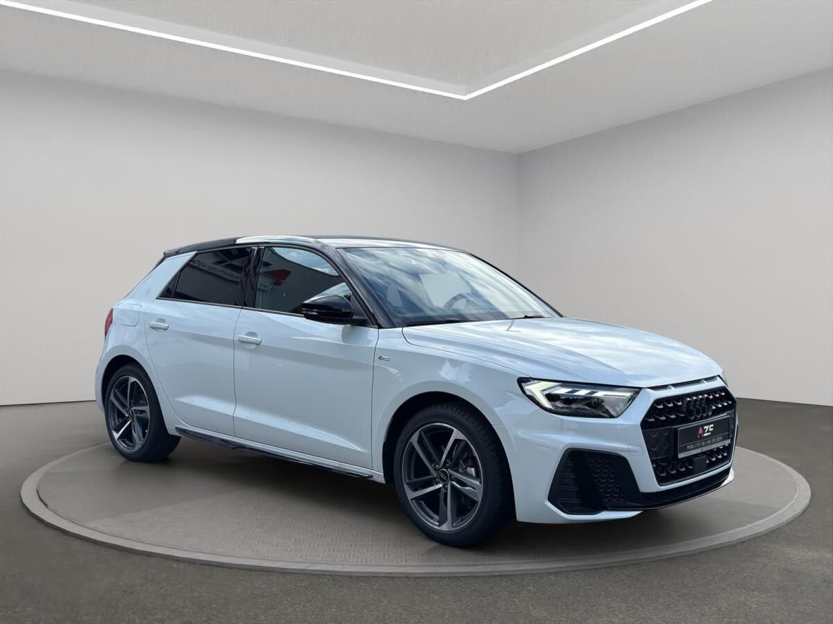 Audi A1 Sportback S line 35 TFSI S tronic Optik schw.