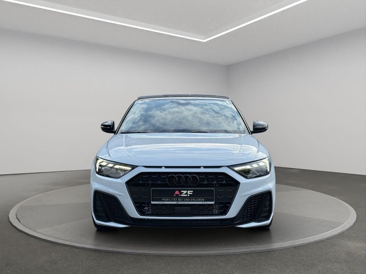 Audi A1 Sportback S line 35 TFSI S tronic Optik schw.