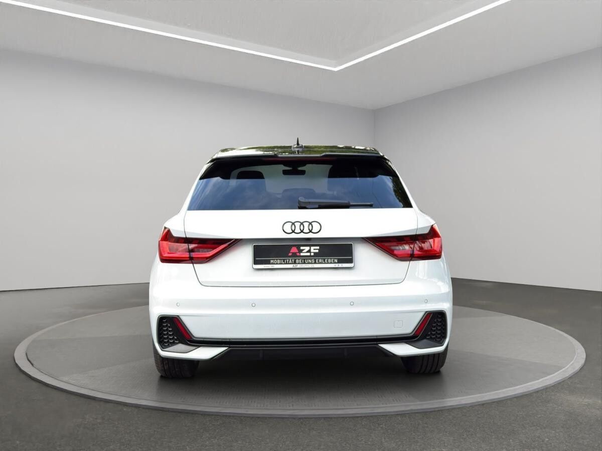 Audi A1 Sportback S line 35 TFSI S tronic Optik schw.