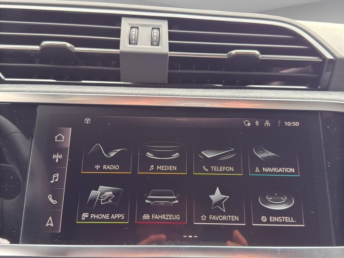 Audi Q3 Sportback S line 35 TFSI S tronic+AHK+LED