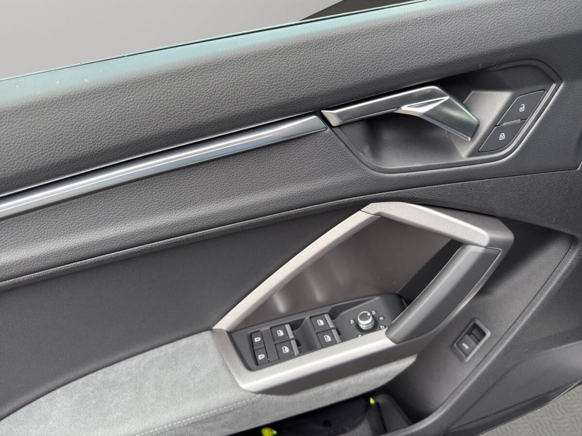 Audi Q3 Sportback S line 35 TFSI S tronic+AHK+LED