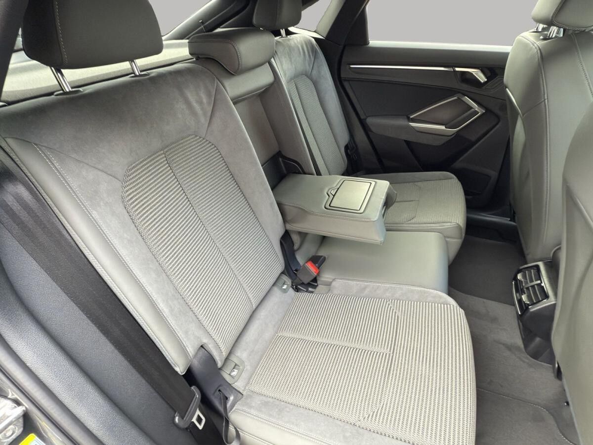 Audi Q3 Sportback S line 35 TFSI S tronic+AHK+LED