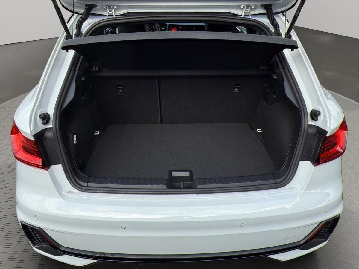 Audi A1 Sportback S line 35 TFSI S tronic Optik schw.