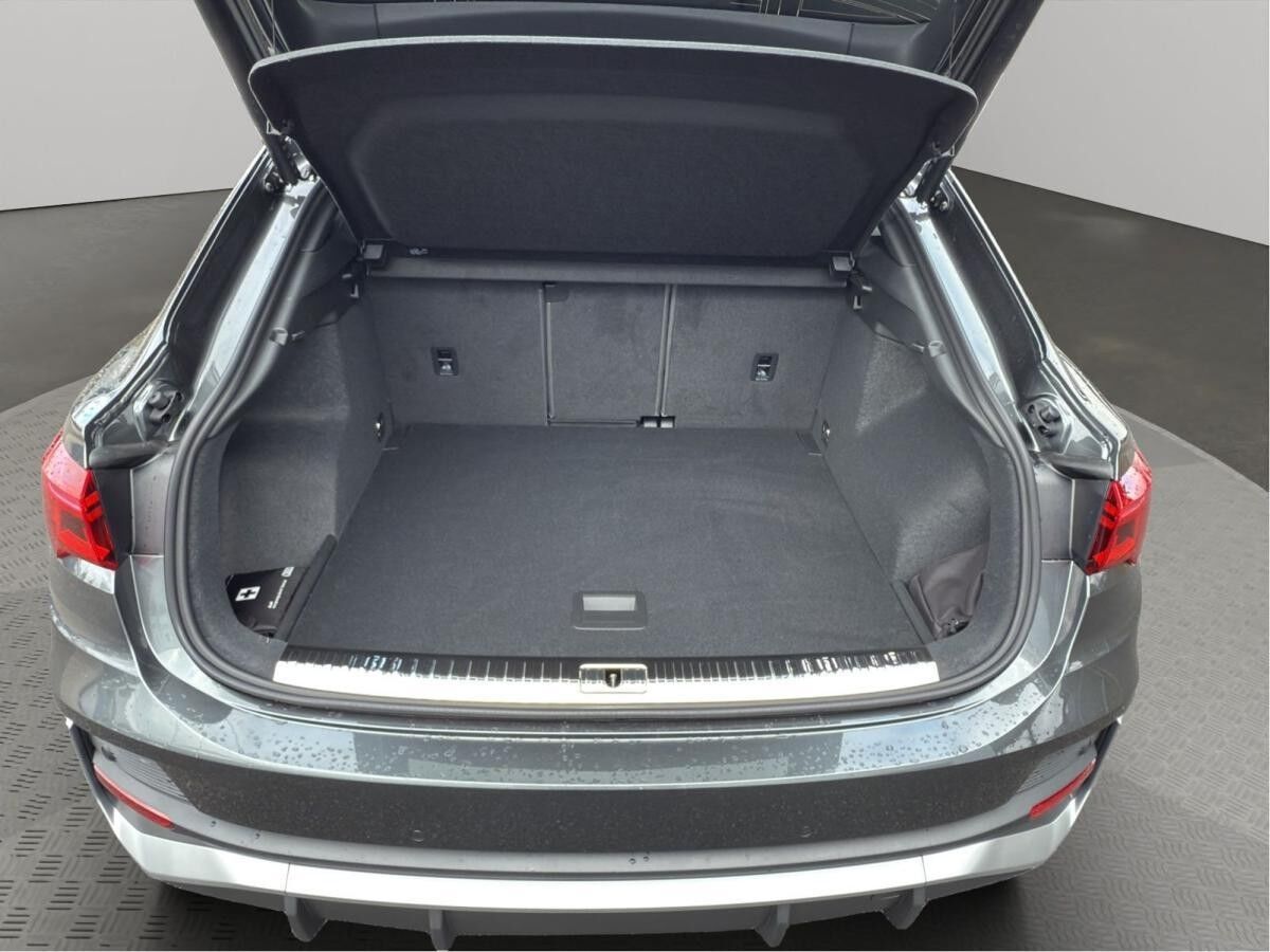 Audi Q3 Sportback S line 35 TFSI S tronic+AHK+LED