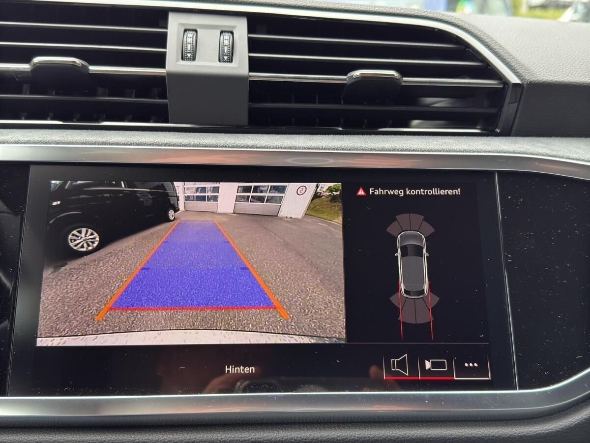 Audi Q3 Sportback S line 35 TFSI S tronic+AHK+LED