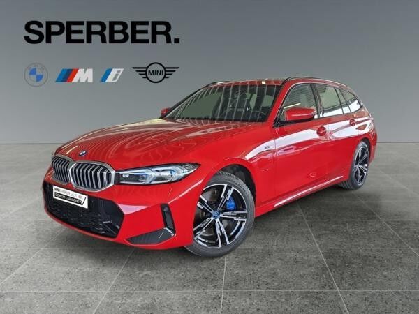 BMW 330 e xDrive Tour. M Sport *Pano*DrivingAss*HeadUp*H/K*Kamera*Komfortzugang*