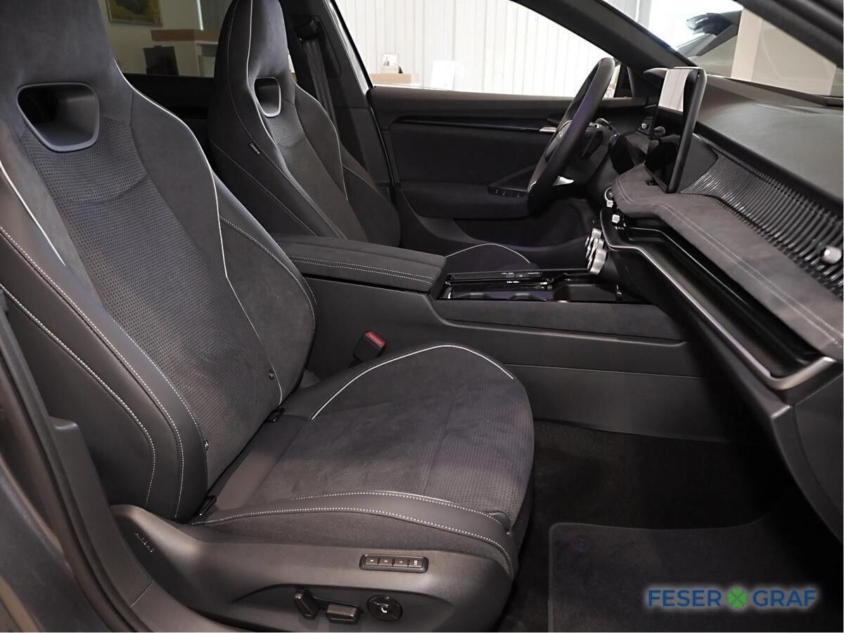 Skoda Superb Sportline 2,0 TDI DSG 4x4- AHK,NAVI,SHZ