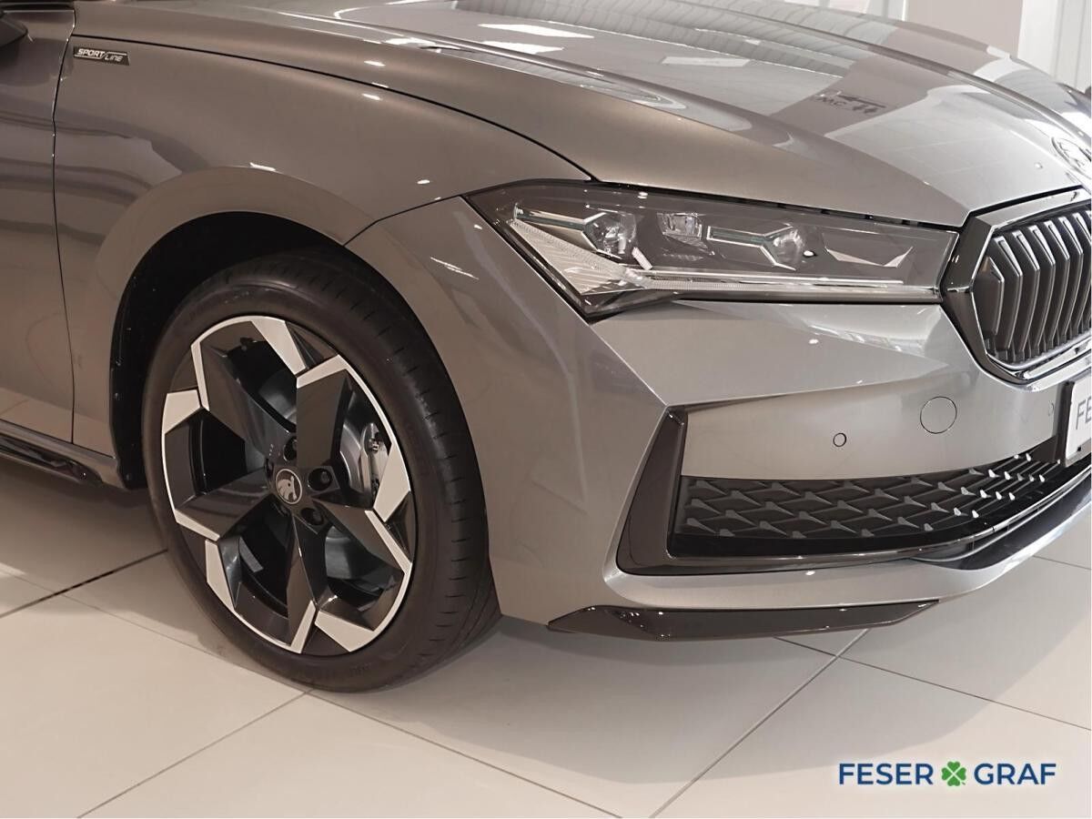 Skoda Superb Sportline 2,0 TDI DSG 4x4- AHK,NAVI,SHZ