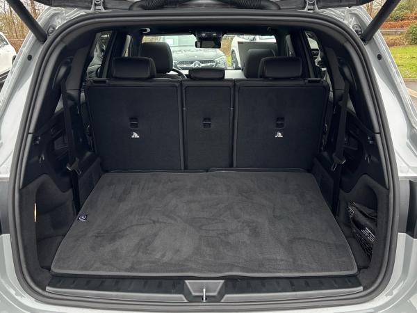 Mercedes-Benz GLB 200 d AMG Night Multibeam Pano AHK 7-Sitzer