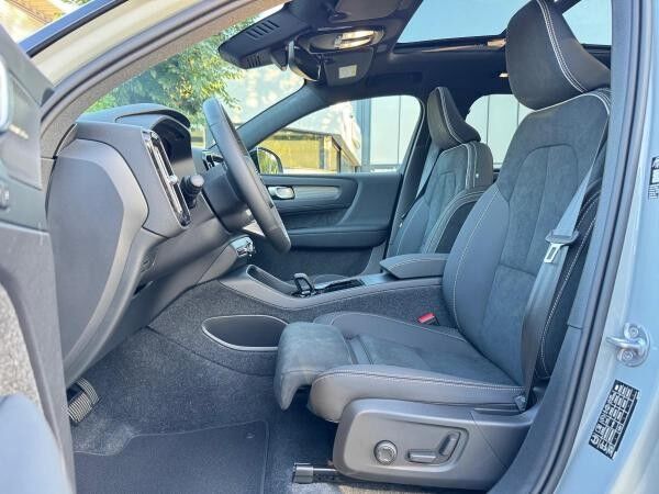Volvo EX40 Twin Motor ULTRA  -BLACK EDITION - Sofort lieferbar!
