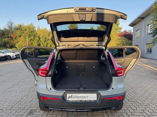 Volvo EX40 Twin Motor ULTRA  -BLACK EDITION - Sofort lieferbar!