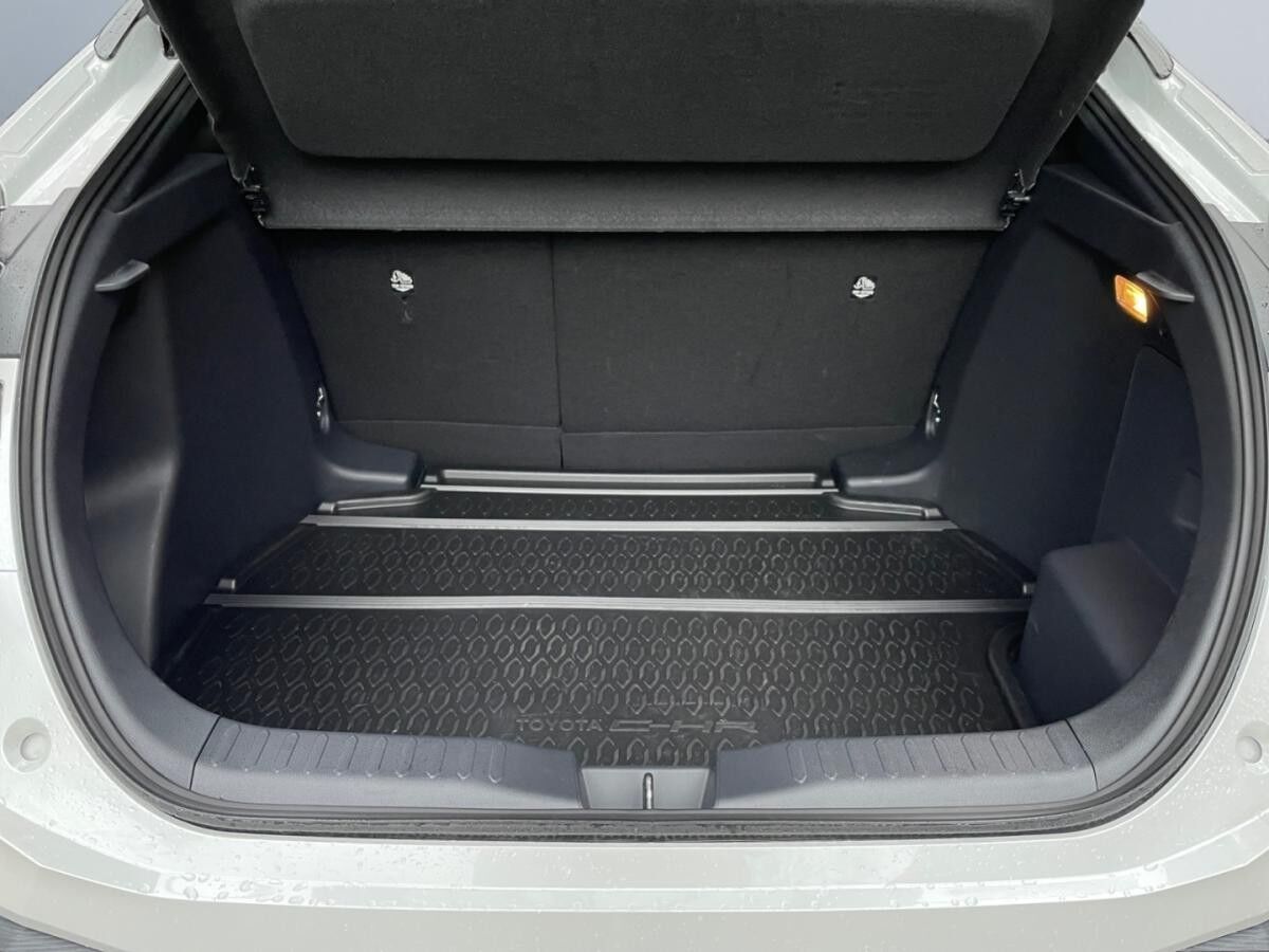 Toyota C-HR 2,0l Team D ⚡ PLUG-IN HYBRID ⚡ Technik Paket * VERFÜGBAR