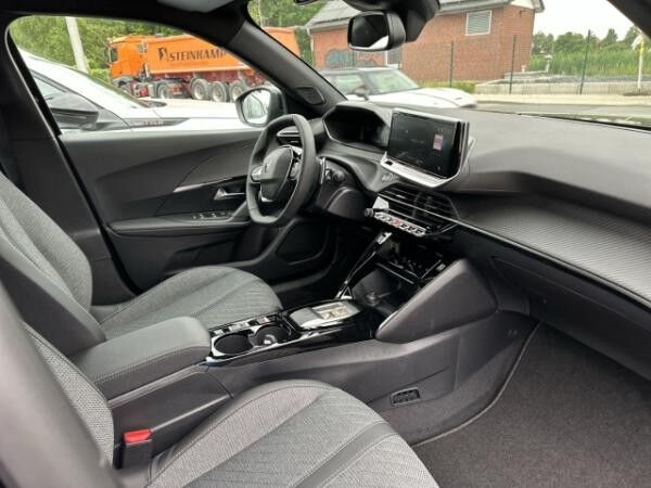 Peugeot 2008 ALLURE HYBRID 145 e-DSC6 Navi LED ACC SHZ