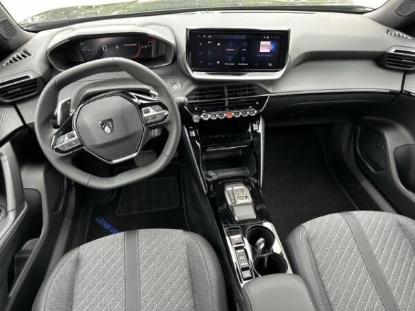Peugeot 2008 ALLURE HYBRID 145 e-DSC6 Navi LED ACC SHZ