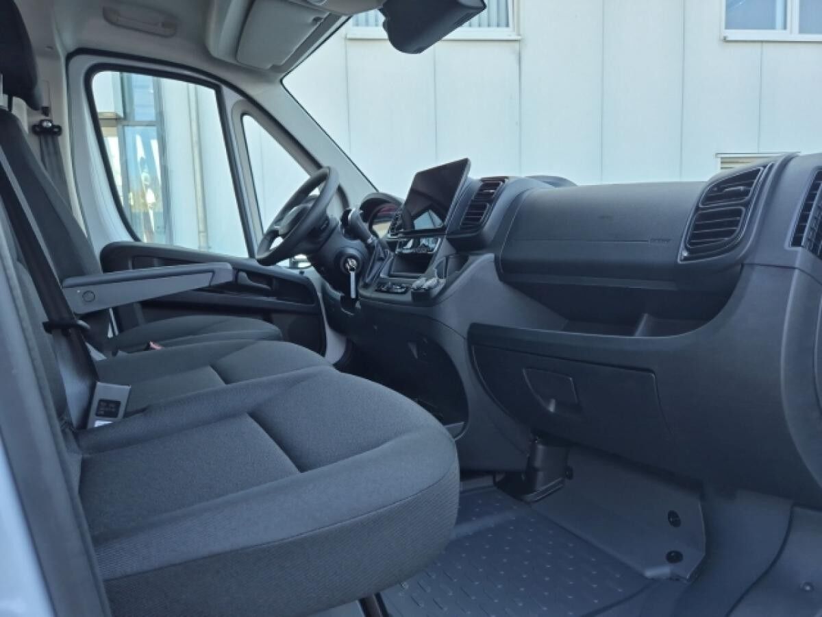 Peugeot Boxer 35 L3H2 BLUE HDI 140 AUTOMATIK