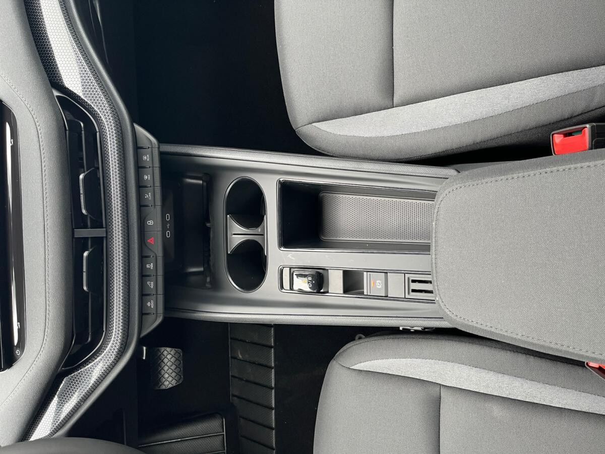 Skoda Elroq 50 Tour Wärmepumpe AHK Plus