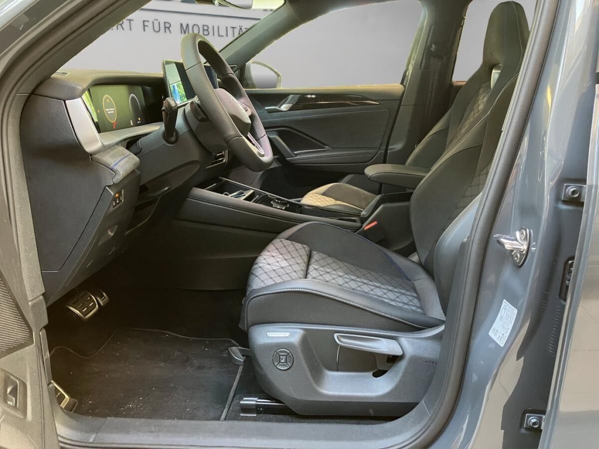 Volkswagen Tayron R-Line 2.0 l TDI 4MOTION | SOFORT VERFÜGBAR !