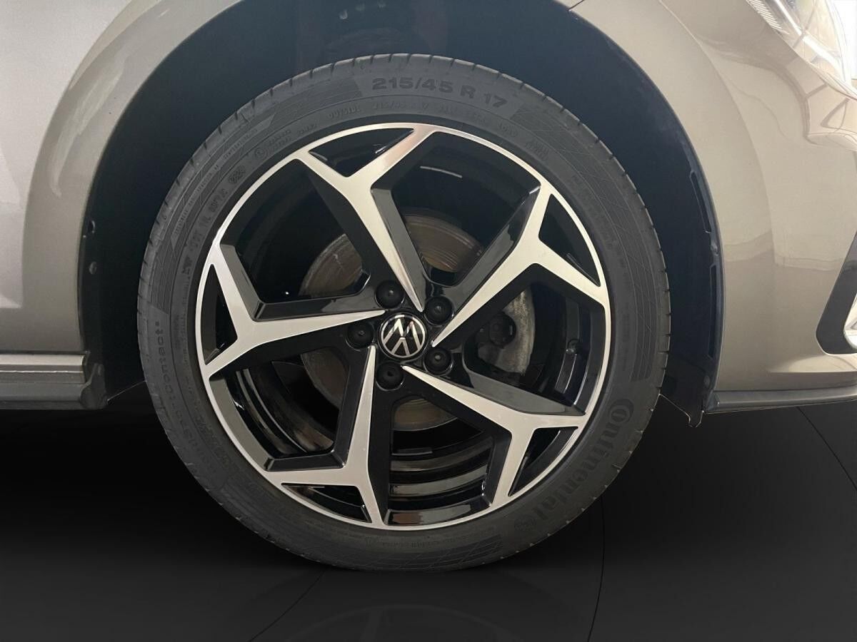 Volkswagen Polo 1.0 TSI Highline R-Line DSG LED LM 17" Navi PDC vo+hi ACC