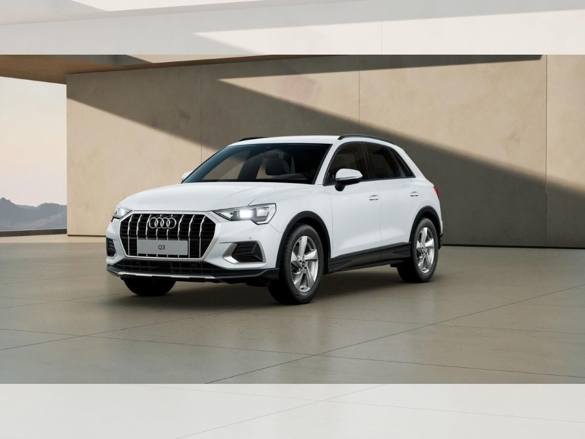 Audi Q3 advanced 35TFSI S-tronic / MMI-Navi plus, RFK