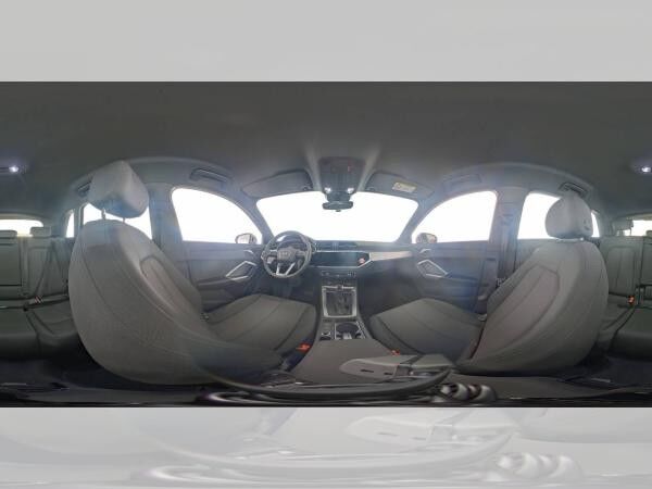 Audi Q3 advanced 35TFSI S-tronic / MMI-Navi plus, RFK