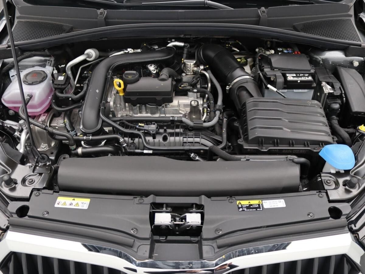 Skoda Fabia Selection 1.0TSI/ SmartLink, LED, RFK, SZH