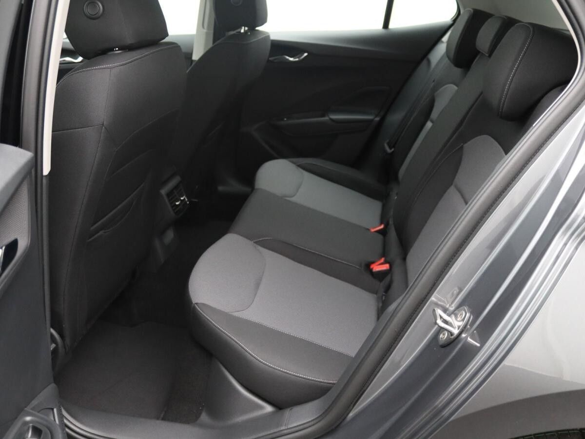 Skoda Fabia Selection 1.0TSI/ SmartLink, LED, RFK, SZH