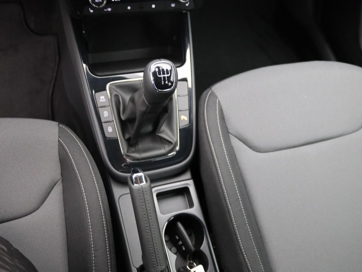 Skoda Fabia Selection 1.0TSI/ SmartLink, LED, RFK, SZH