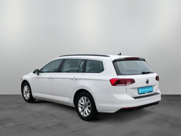 Volkswagen Passat Variant Business 2.0 TDI DSG / Navi, LED
