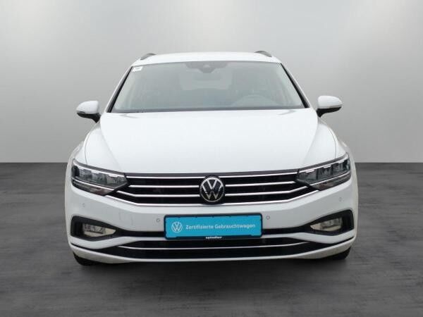 Volkswagen Passat Variant Business 2.0 TDI DSG / Navi, LED