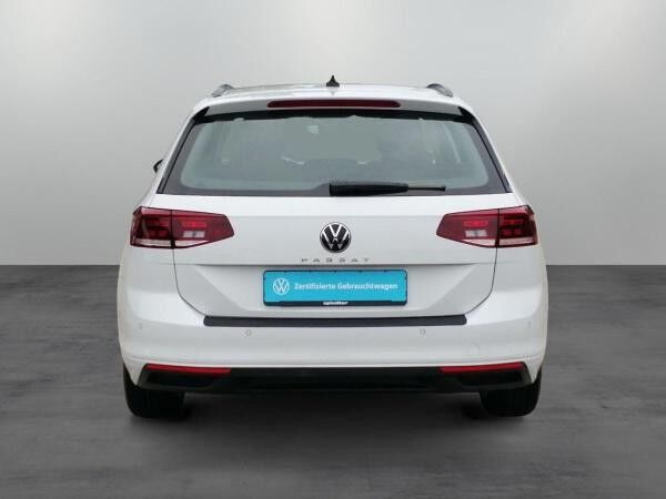 Volkswagen Passat Variant Business 2.0 TDI DSG / Navi, LED