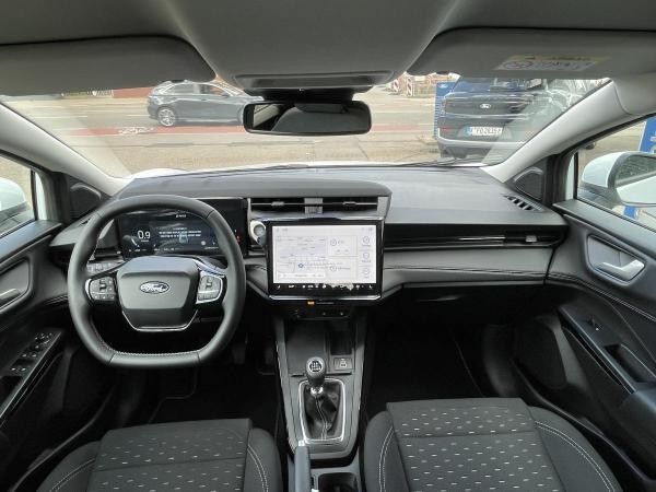 Ford Puma Titanium 125 PS Schalter* Sofort Verfügbar*