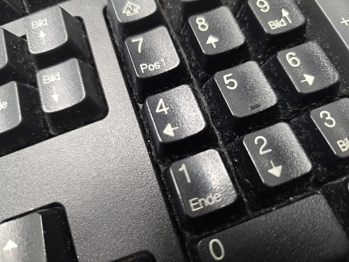 Hyundai IONIQ 9 4WD UNIQ PANORAMA-GLAS-SCHIEBEDACH, REL Hyundai IONIQ 9 4WD UNIQ PANORAMA-GLAS-SCHIEBEDACH, REL