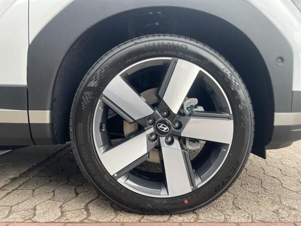Hyundai Santa Fe PHEV 1.6 T-GDI (253PS) 4WD *SIGNATURE* + Komfort-P