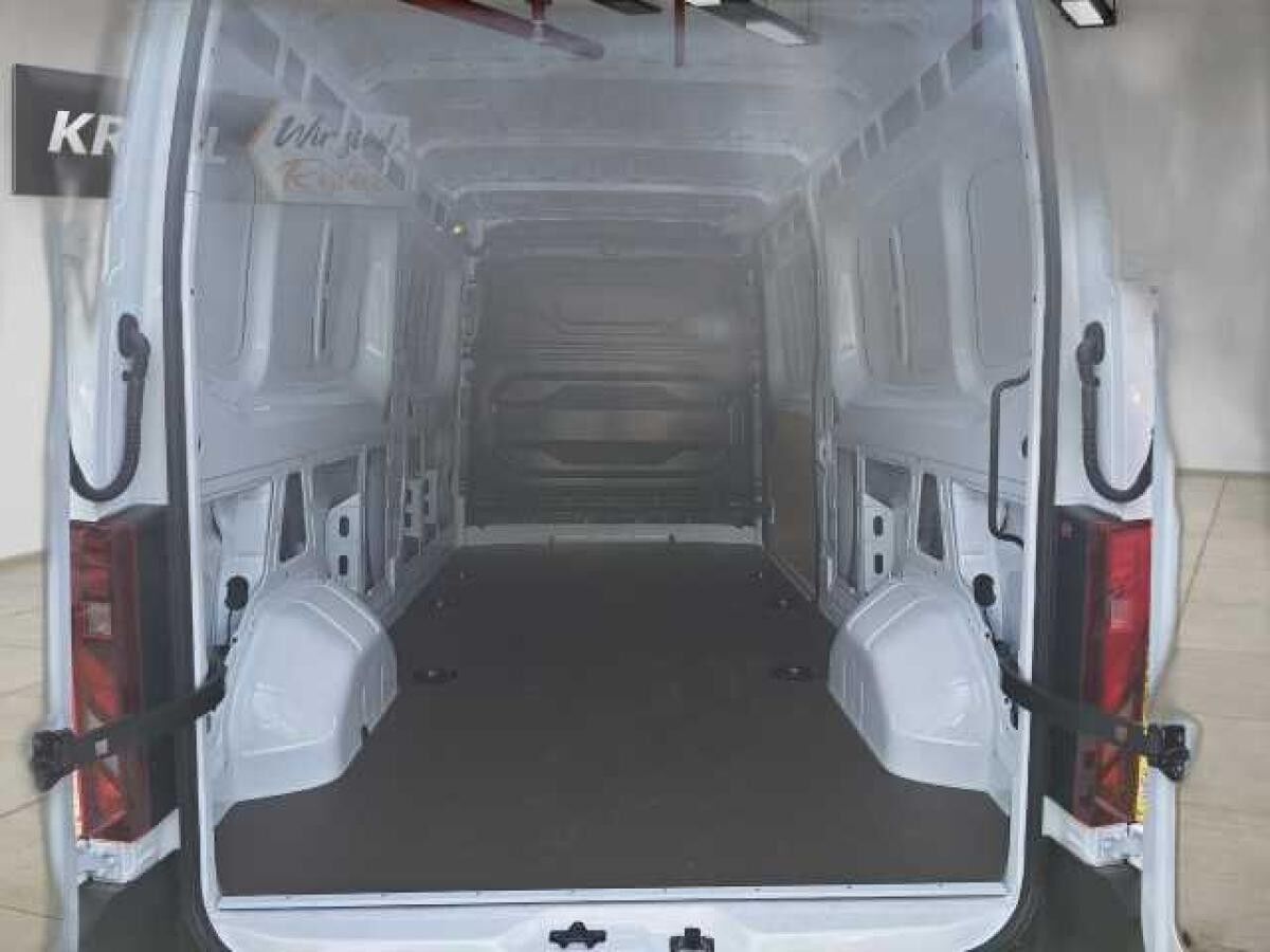 Nissan Interstar dCi 150 L3H2 3,5 FWD N-Connecta