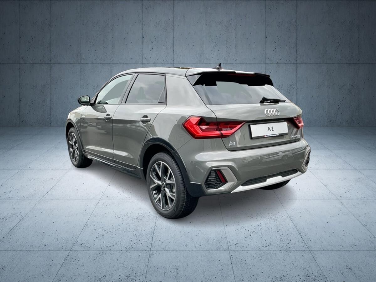 Audi A1 allstreet 30 TFSI S tr. LED ACC 17 Virtual